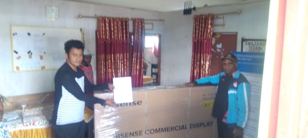 SMKN 1 Teknologi dan Rekayasa Deiyai Terima Bantuan Movable Cart dari Dinas Pendidikan Provinsi Papua Tengah